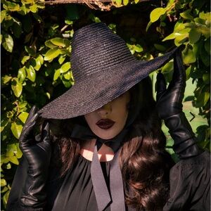 Cottage Witch Hat from La Femme En Noir